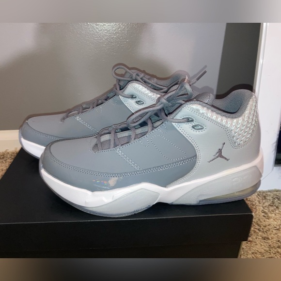 size 7y 
JORDAN MAX AURA 3 (GS) I will negotiate!! - Picture 10 of 10